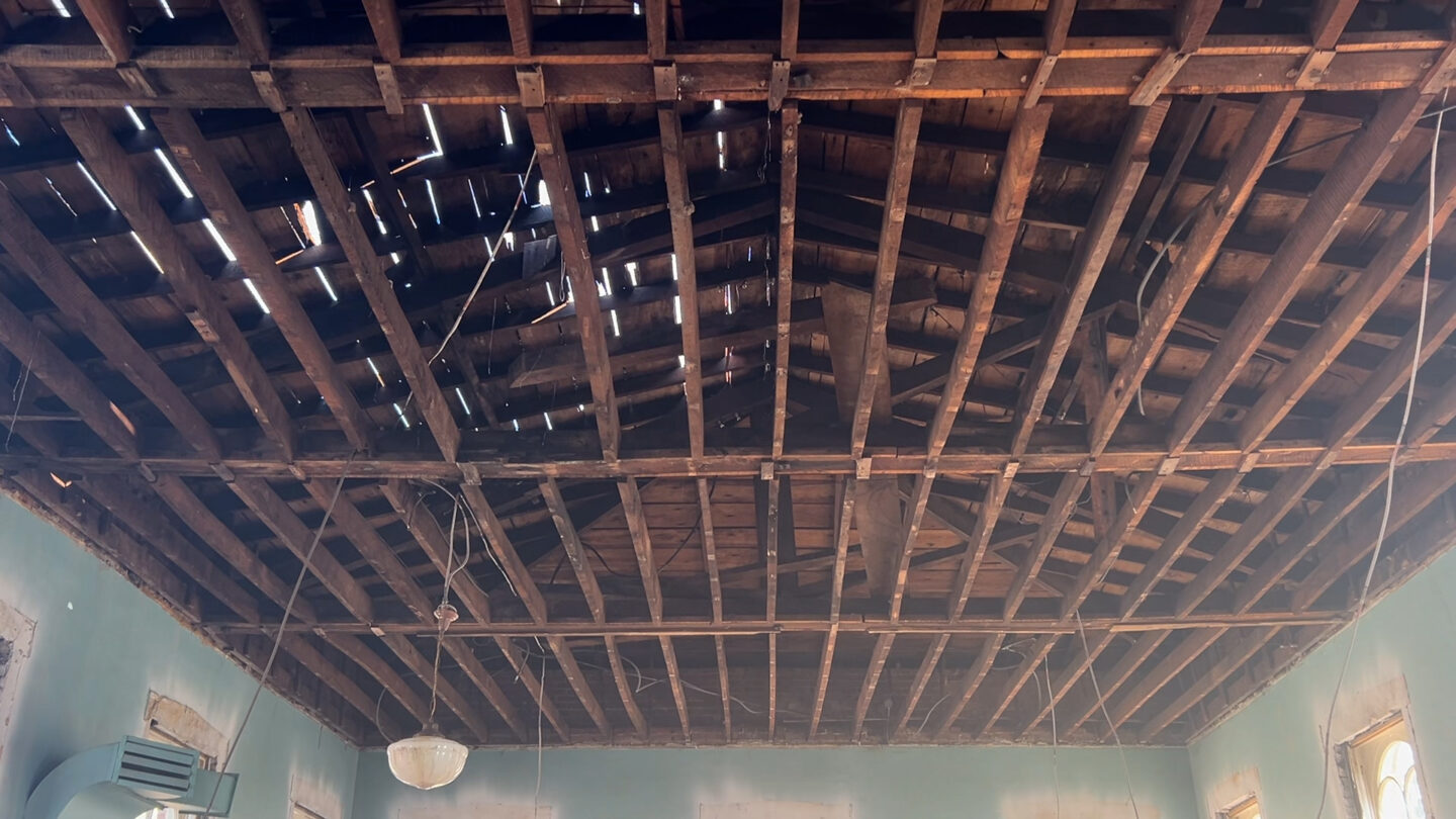 Roof damage caused by April 27, 2026 tornado at 601 Second St. in downtown Glasgow. Photographed on Oct. 26, 2026.