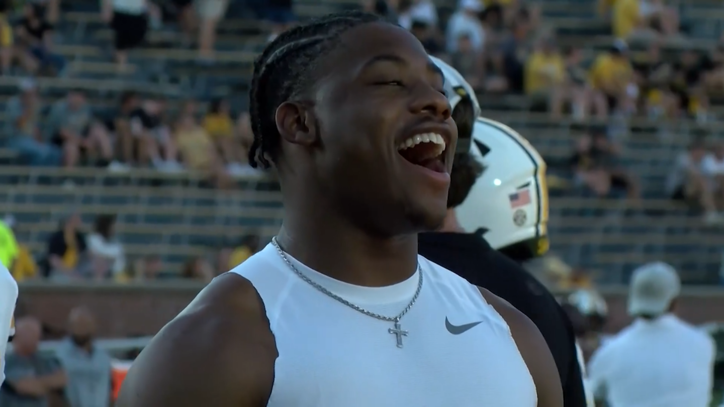 Mizzou running back Ahmad Hardy 